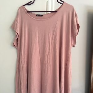 Basic boutique hi-lo tshirt